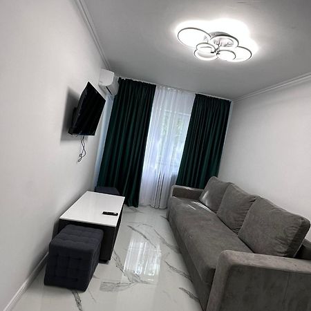 Apartament 3 Camere Trapezului Bucharest Exterior photo